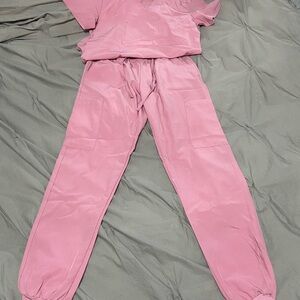 GT Performance Pink Scrub Set